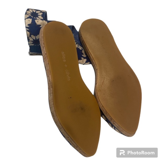 Alice + Olivia Cloth Shoes - Picture 3 of 4